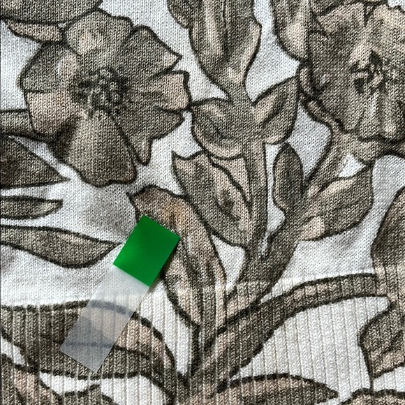 Charlotte V Neck Gem Button Down Neutral Floral Cardigan - Size Small - Picture 7 of 14